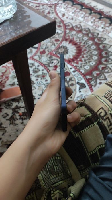 Iphone 12 black rangda