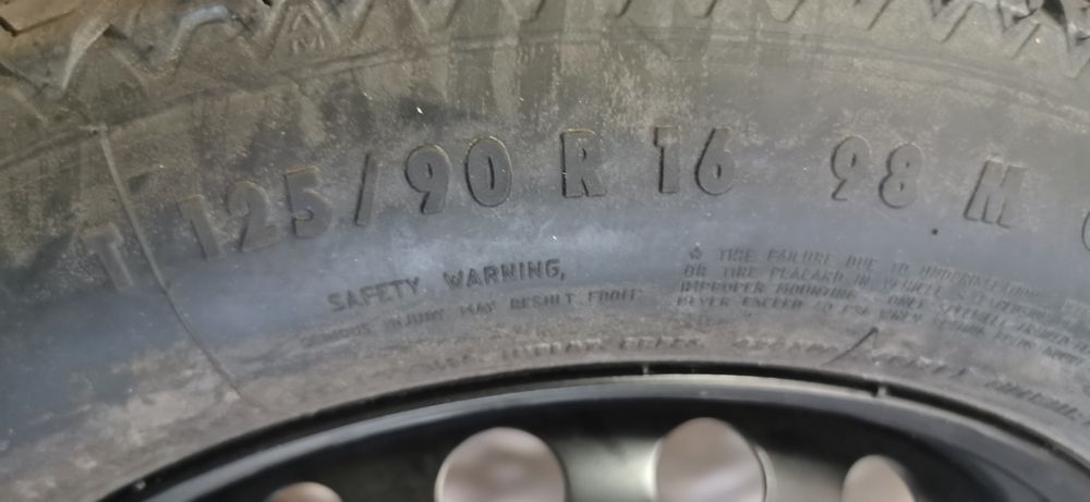 Резервна гума за Мерцедес