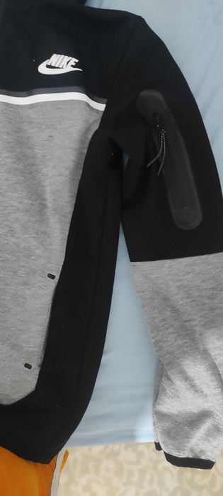 Nike tech, mărimea S