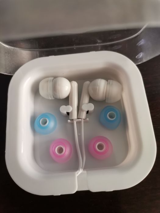 Слушалки за телефон нови