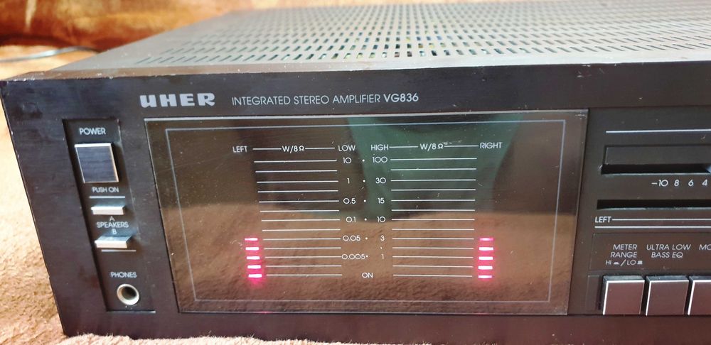 Uher VG-836 statie amplificator putere 90W pe 4 Ohm, sau 60W pe 8 Ohm