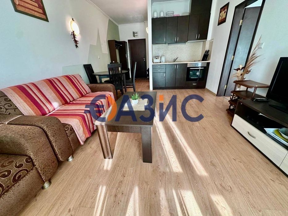 Продава се Двустаен апартамент в к.к. Слънчев бряг - 86 кв.м за 597 €/кв.м - Снимка #7