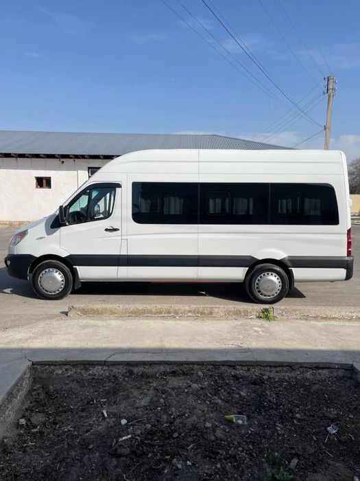 Jac avtomobili sotiladi