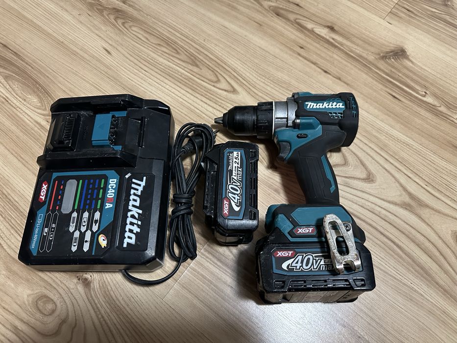 Makita DF001G 40V винтоверт