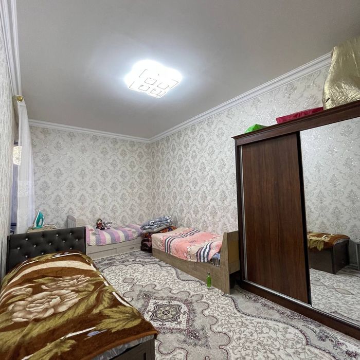 Абдурахмонов Хавас кучада 2 сотиг 4 хона ховли жой сотилади