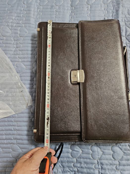 Портфель коричневый новый