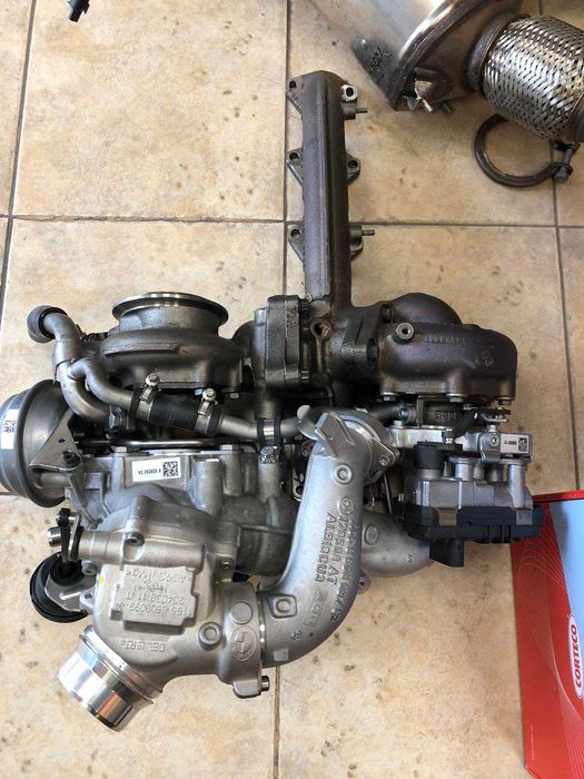 BMW - к-кт турбо голямо и малко нови оригинални- 3.5D ; 4.0D - 313кс.