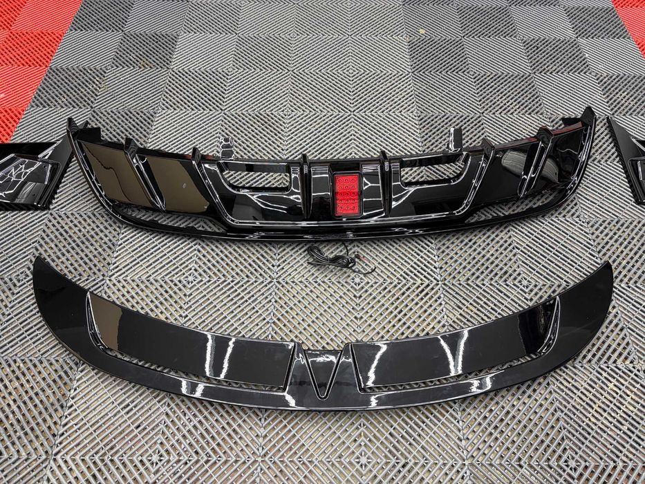 Aero Kit Tesla Model 3 2023+ Lip fata + Difuzor Spate + Lip Prag +++