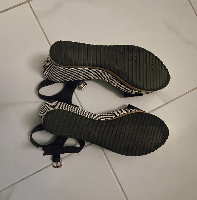 Дамски сандали Gioseppo Negro, черен велур, номер 39 с платформа