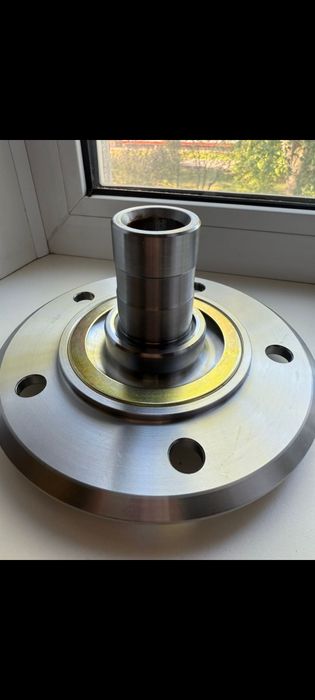 Продам ступицу колеса