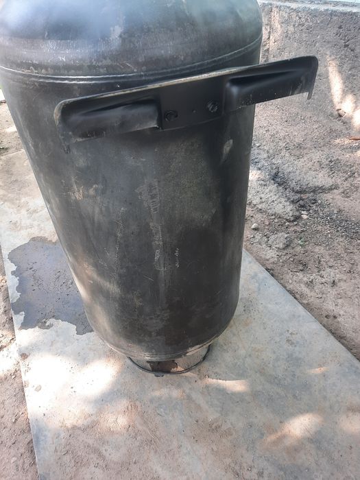 Продам бойлер 100л