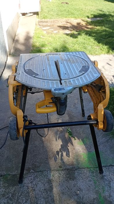DeWalt , mașină de tăiat