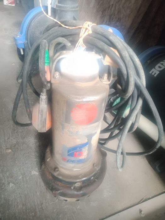 Насос итальянский погружной