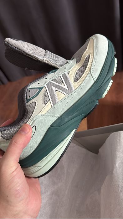 Кроссовки New balance 990 v6