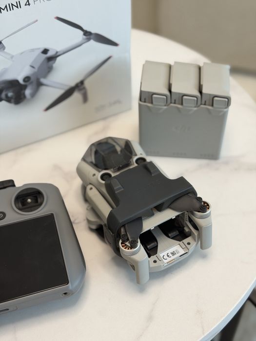 Дрон DJI mini 4 Pro fly more combo