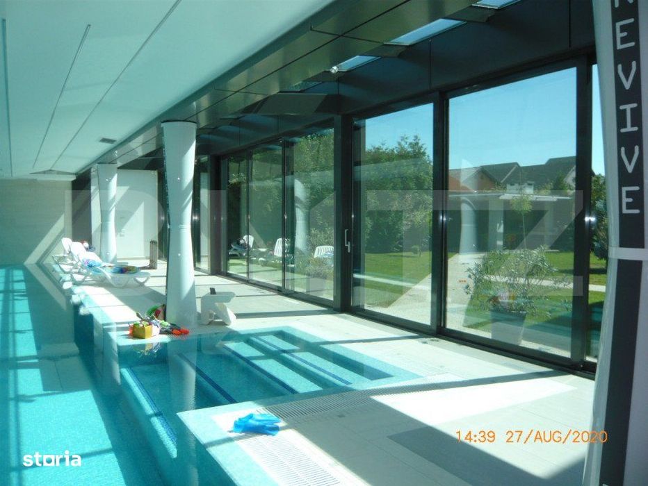 Vila, 8 camere, 790 mp utili, zona Lunei