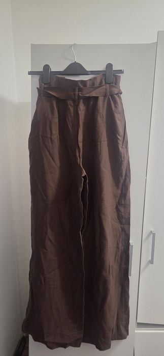 Pantaloni Zara marimea S,noi,cu eticheta