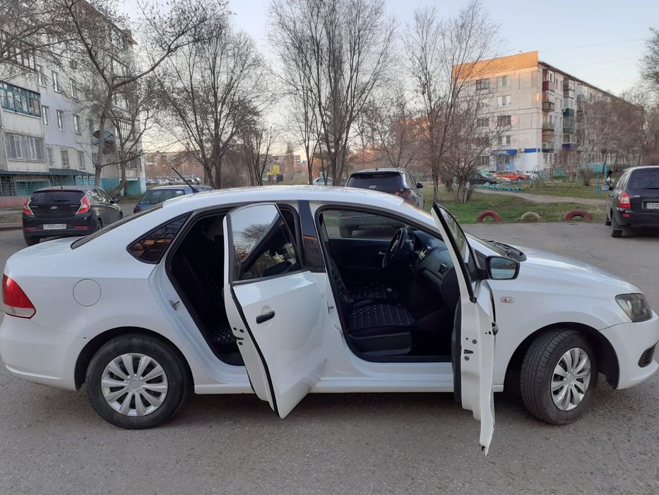 Продам машину Polo