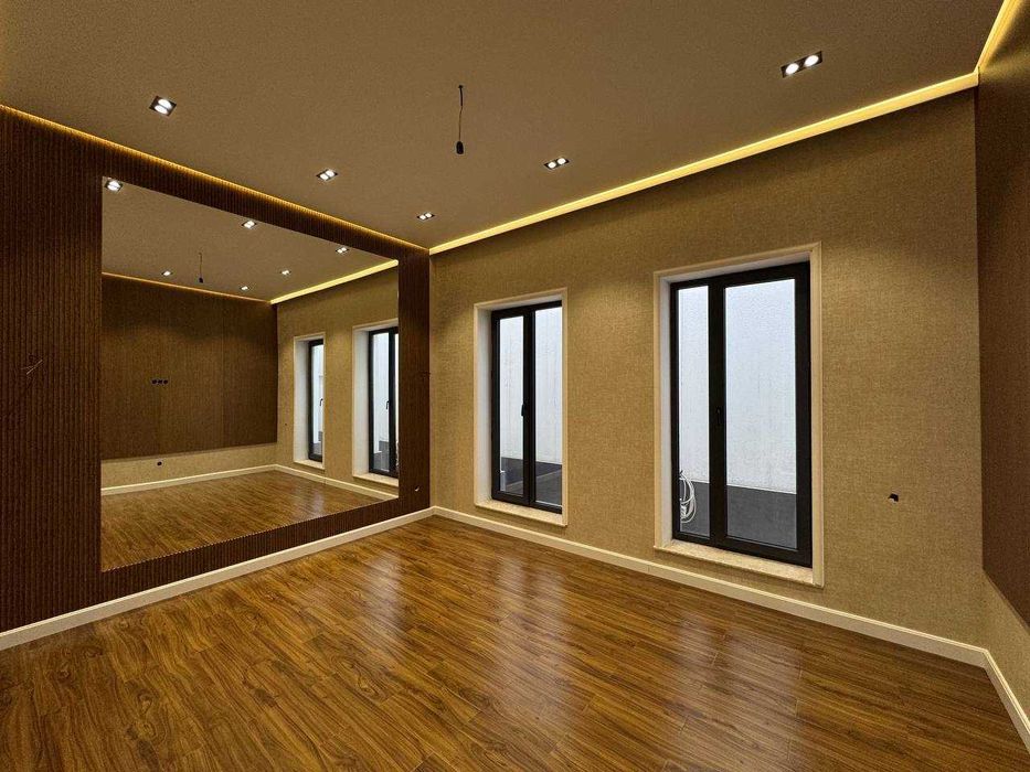 ПРОДАЁТСЯ ДОМ
Юнусабад махалля Хасанбой
Ориентир: Ёшлик спорт комплекс