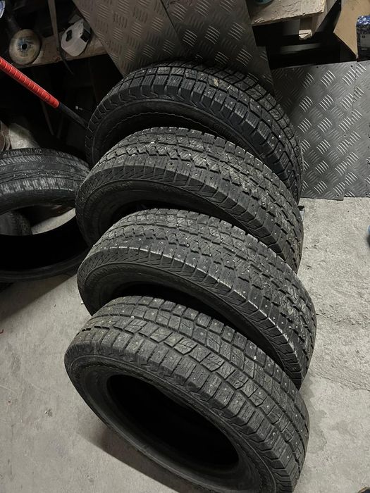 Резина зимняя 16Р