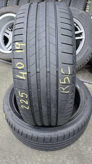 2 anvelope vară Bridgestone RSC  225/40/19 -dot 2022