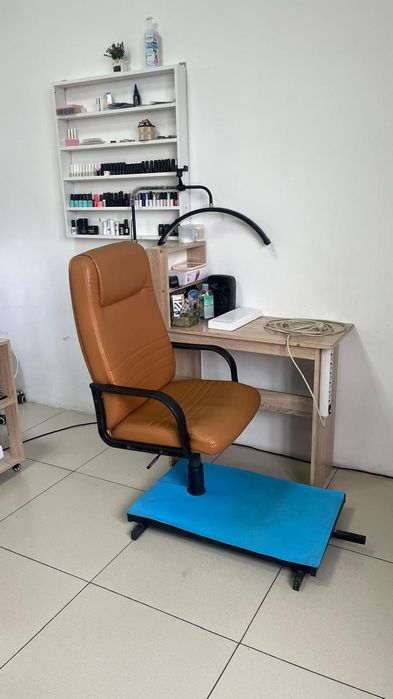 Кресло педикюрный