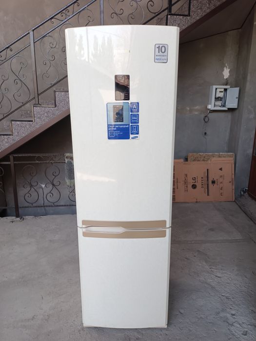 Продаётся холодильник