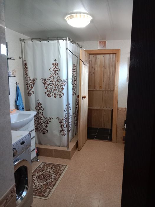 4 Хонали Ховли сотилади