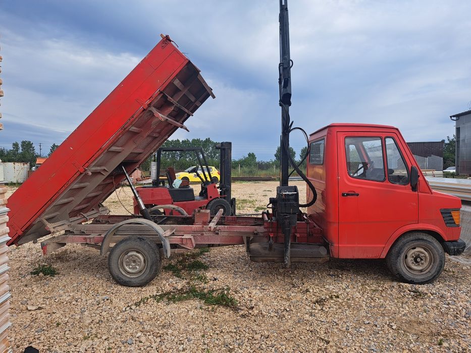 Самосвал с Кран Мерцедес 310