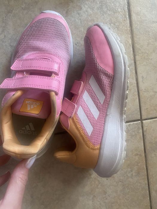 Детски маратонки Adidas 33н