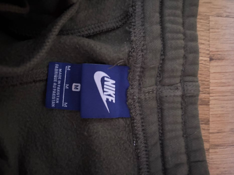 Найк анцуг зелен