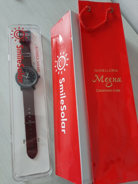 Ceas de mână,Unisex, Q&Q seria SmileSolar, alimentat de Soare