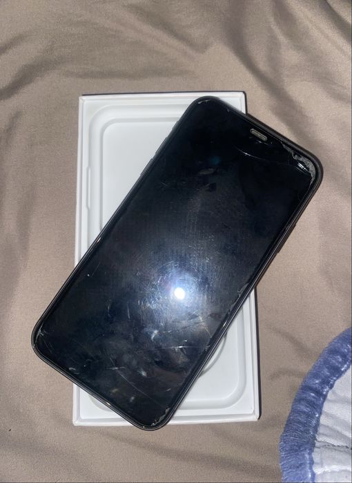 iPhone 11