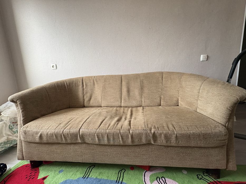 Диван срочно продается