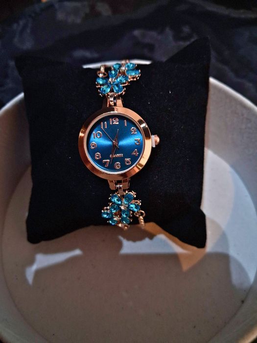 Ceasuri elegante de Dama Quartz