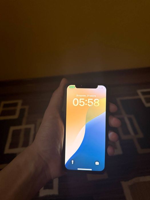 Iphone xs 17 pro black edition qilingan