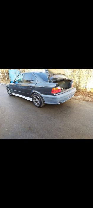 Бмв/е36/бампер,е36 бампер/ парог губа фара рест bmw /e36 бампер/ e34,e