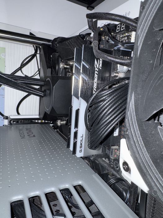 PC “open build“ 5800XT 9070XT