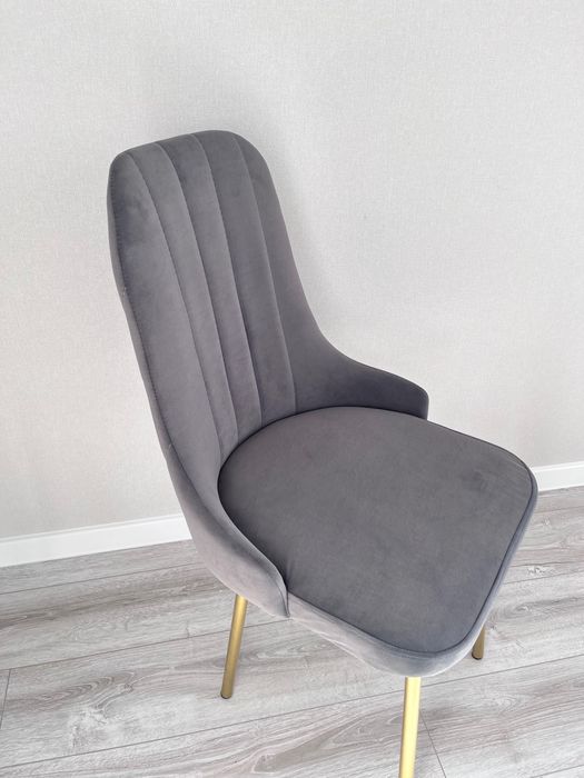 Продам стулья 2 шт