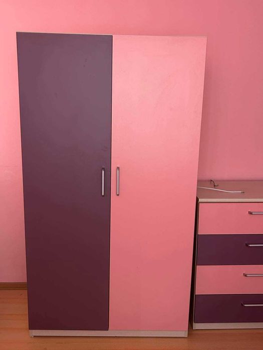 Продавам детско обзавеждане за момиче