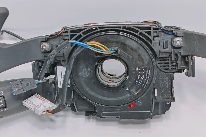 Ansamblu manete  cu spira volan 98302853ZD / 1011084905 / 98312525ZD