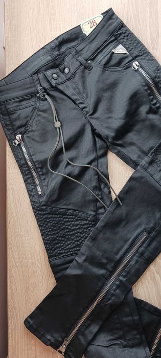 Дамски дънки понталон