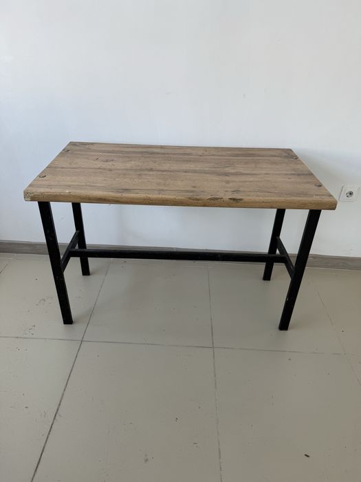 продам стулья и столы