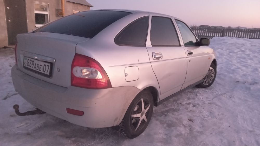 Приора хечбек 2010г.в.