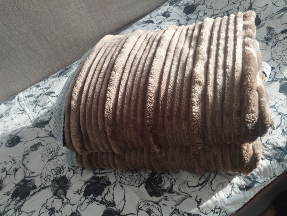 Продам покрывала плед