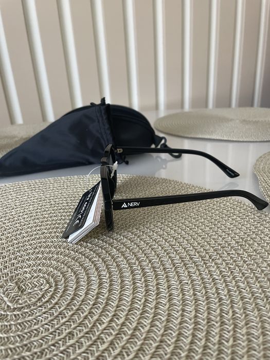Ochelari de soare NERV
