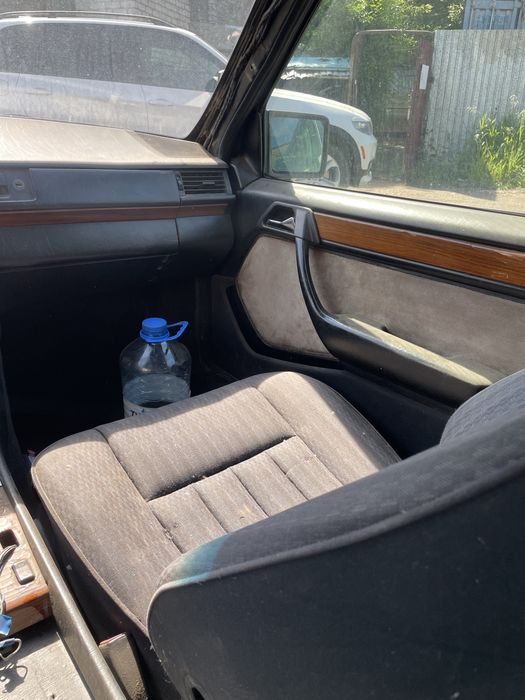 Мерседес е200 продам