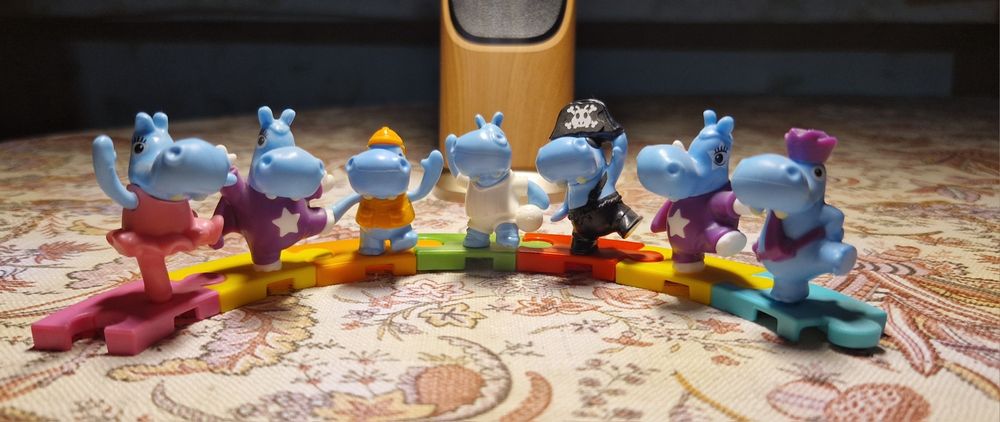 Коллекция киндер бегемотики.