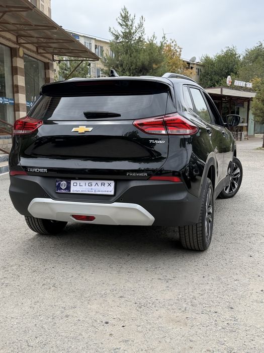 Treker sotiladi yili 2023 srochna sotiladi