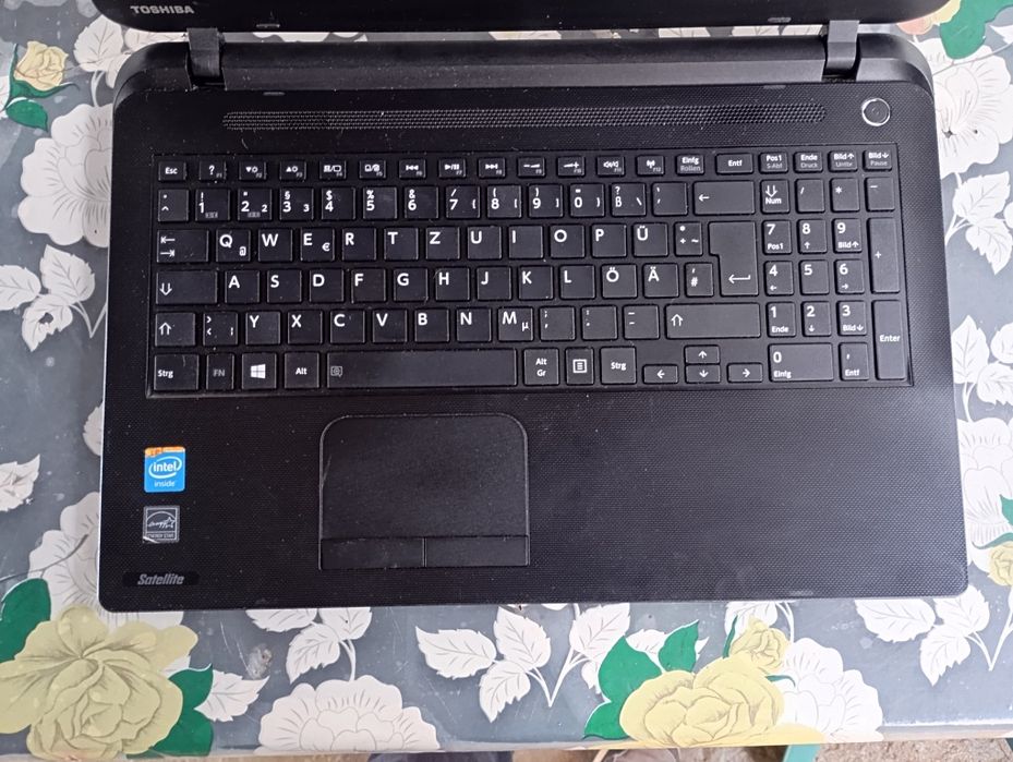 Laptop Toshiba Satelite